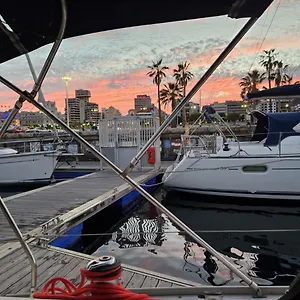  Hotel en barco Brego, Velero
